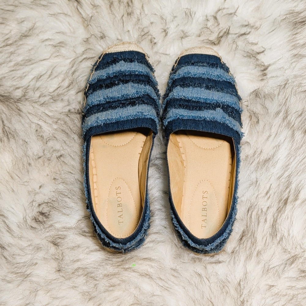 Izzy Fringe Espadrille Flats Denim Talbots Size 7.5 Classic Trendy